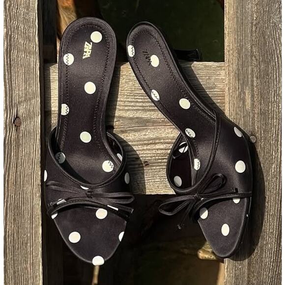 RARE!!! ZARA Heeled Sandals NWT - Picture 1 of 17